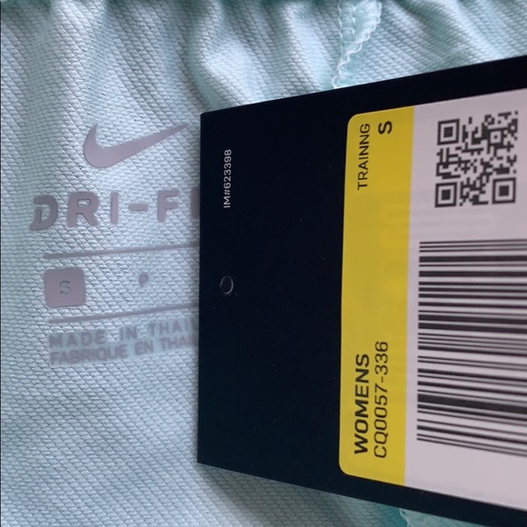 NIKE Women’s running shorts with Dri-Fit Technolog - Picture 7 of 14